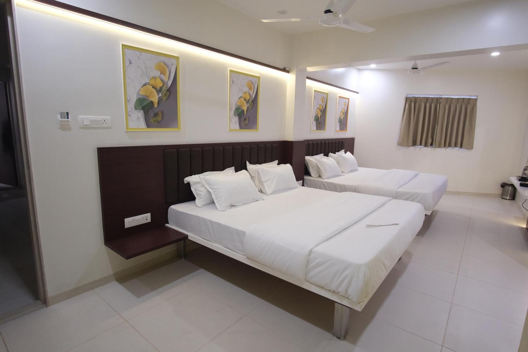 Hotel Haldi 纳西克 外观 照片