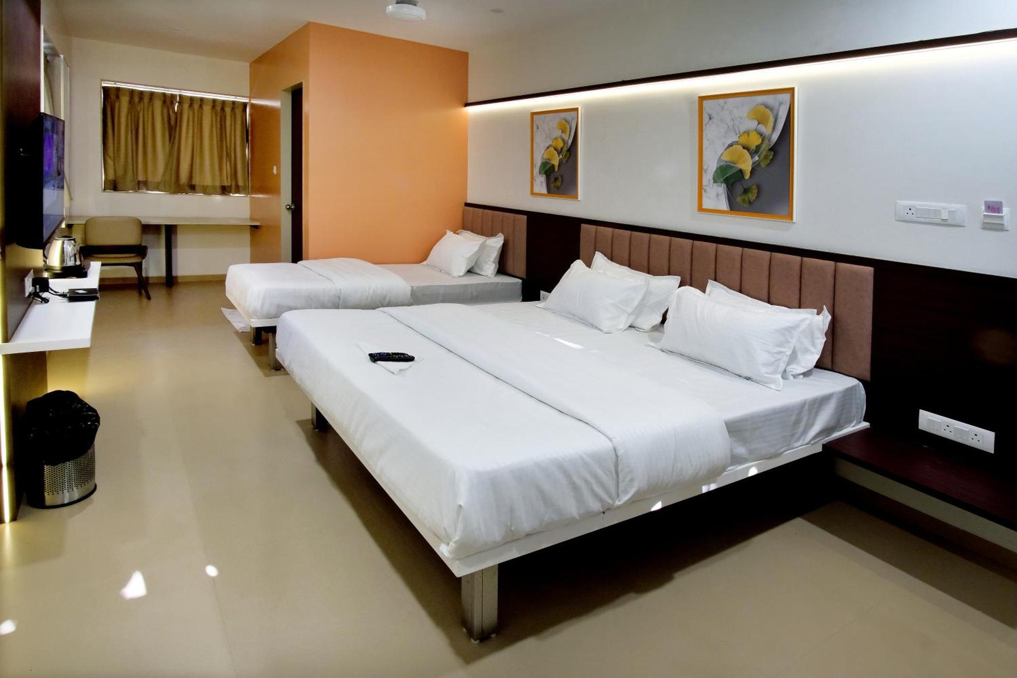 Hotel Haldi 纳西克 外观 照片